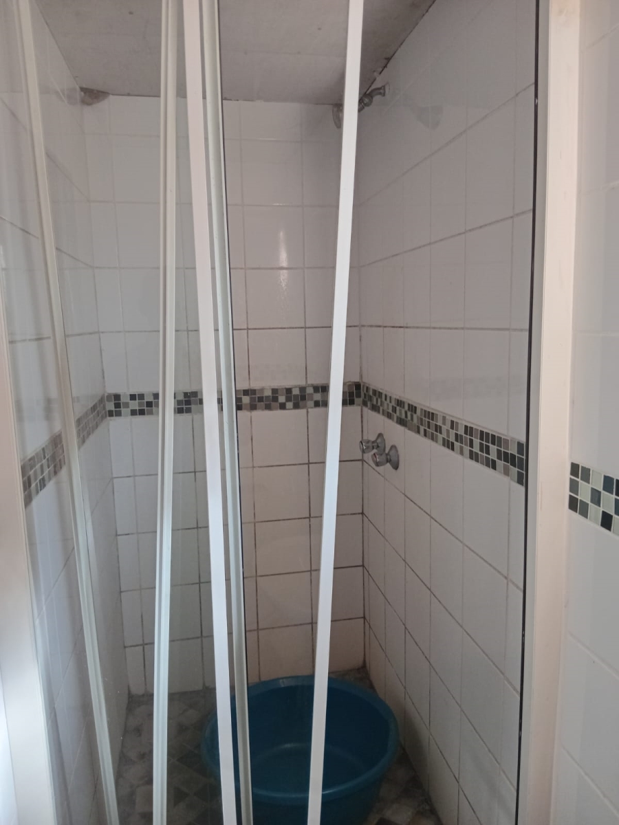 2 Bedroom Property for Sale in Kwa Nobuhle Eastern Cape